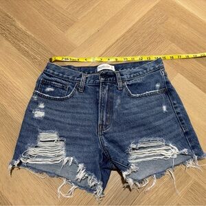 Abercrombie & Fitch Mid rise Boyfriend Denim Shorts